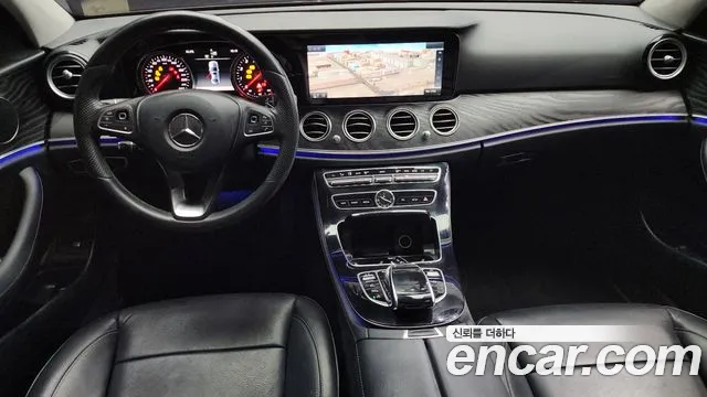 Mercedes-Benz E-Class 2017 — фото 7