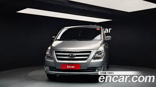 Hyundai Starex 2017 — фото 3