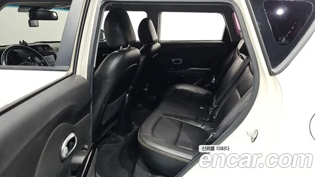 Kia Soul 2016 — фото 11