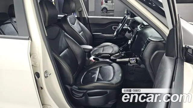 Kia Soul 2016 — фото 12