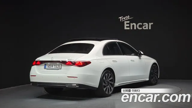 Mercedes-Benz E-Class 2025 — фото 2