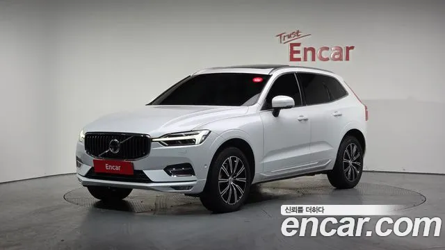Volvo XC60 2019 — фото 1