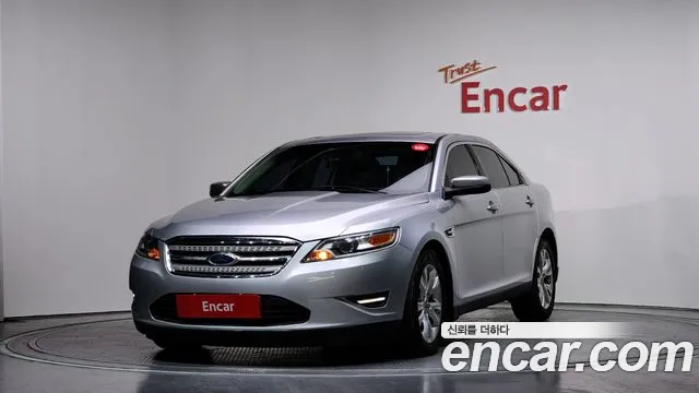 Ford Taurus