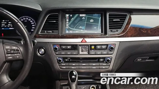 Hyundai Genesis 2016 — фото 16