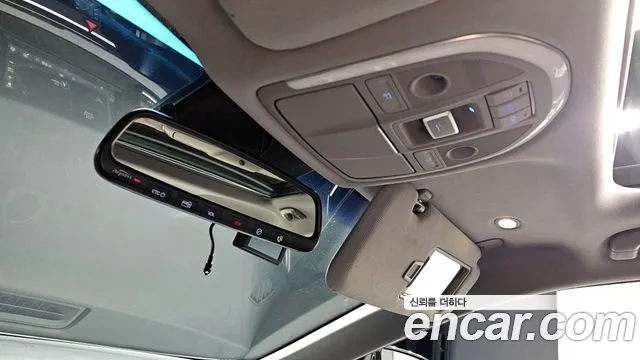 Hyundai Genesis 2016 — фото 18
