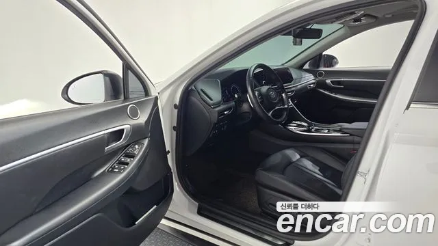 Hyundai Sonata 2021 — фото 10