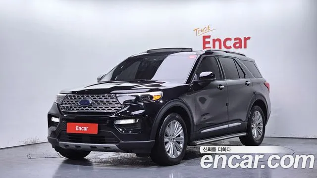 Ford Explorer 2020 — фото 1