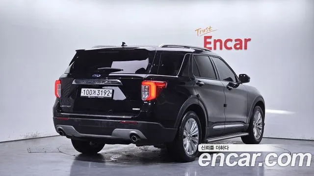 Ford Explorer 2020 — фото 2