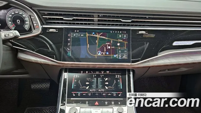 Audi Q7 2021 — фото 19