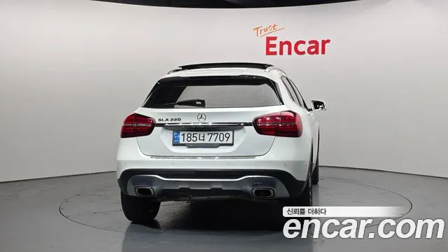 Mercedes-Benz GLA-Class 2018 — фото 4