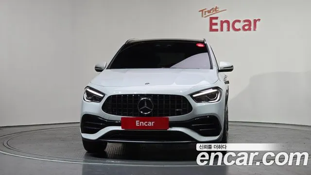 Mercedes-Benz GLA-Class 2023 — фото 3