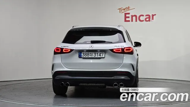 Mercedes-Benz GLA-Class 2023 — фото 4
