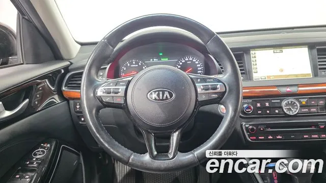 Kia K7 2016 — фото 13