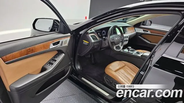 Genesis G80 2017 — фото 11