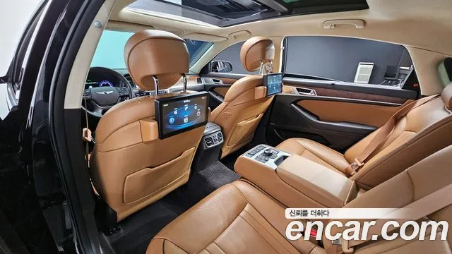 Genesis G80 2017 — фото 12