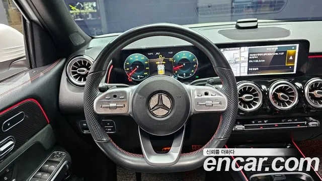 Mercedes-Benz GLB-Class 2021 — фото 13