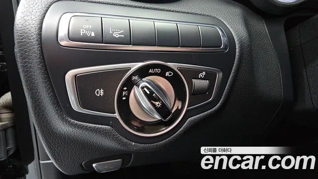 Mercedes-Benz C-Class 2017 — фото 13