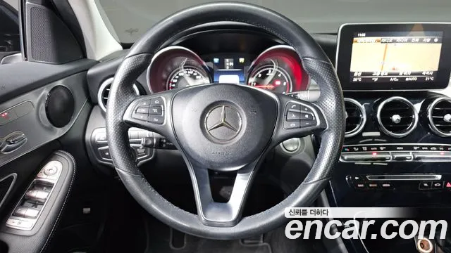 Mercedes-Benz C-Class 2017 — фото 15