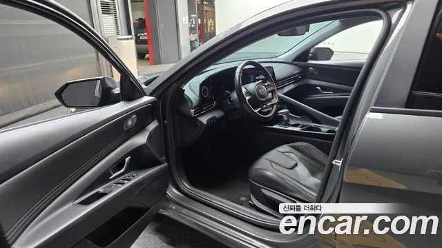 Hyundai AVANTE 2022 — фото 10