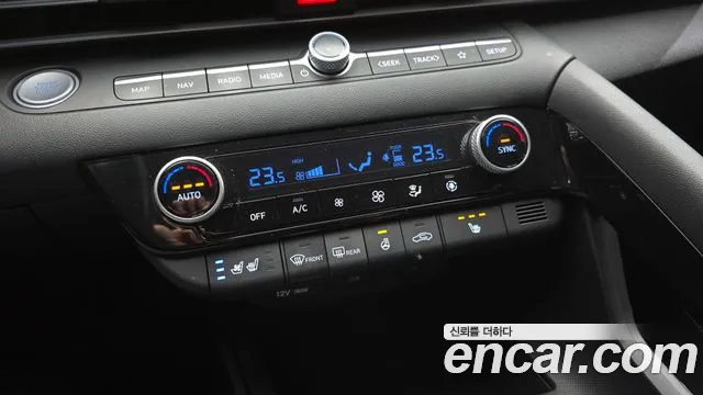 Hyundai AVANTE 2022 — фото 18