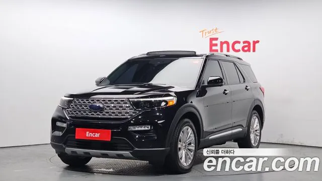 Ford Explorer 2021 — фото 1