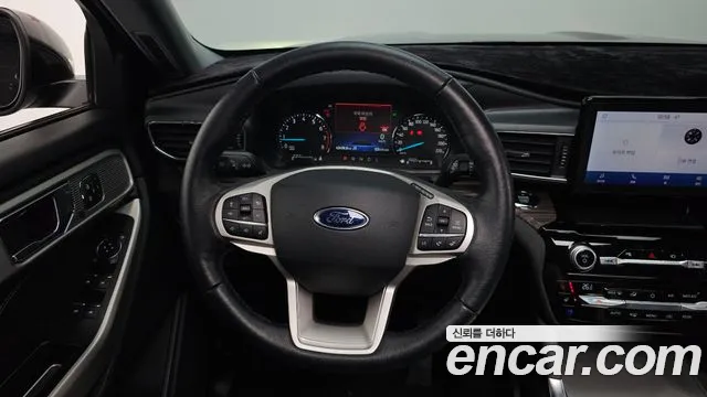 Ford Explorer 2021 — фото 13