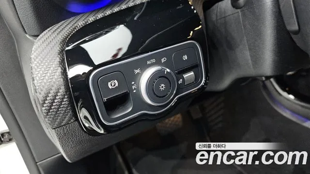 Mercedes-Benz A-Class 2020 — фото 17