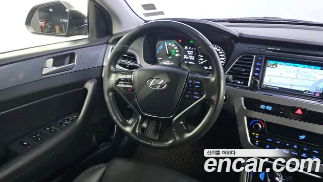 Hyundai Sonata 2016 — фото 13