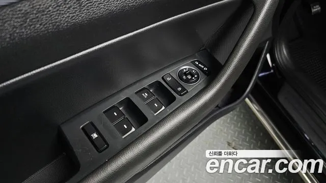Hyundai Sonata 2016 — фото 19