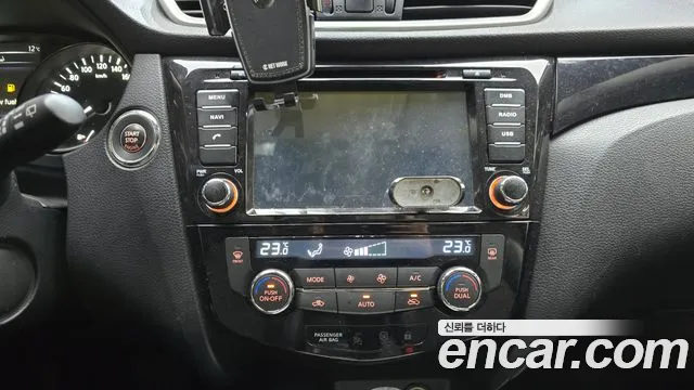 Nissan Qashqai 2016 — фото 17