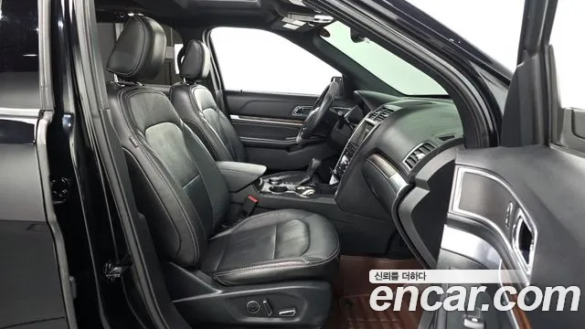 Ford Explorer 2018 — фото 10