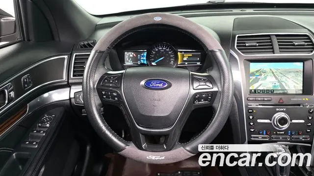 Ford Explorer 2018 — фото 13