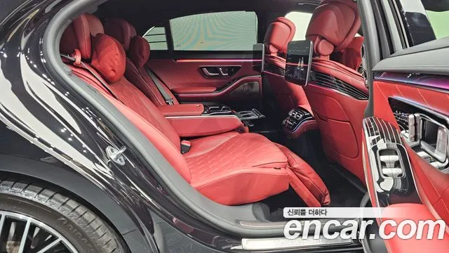 Mercedes-Benz S-Class 2023 — фото 12