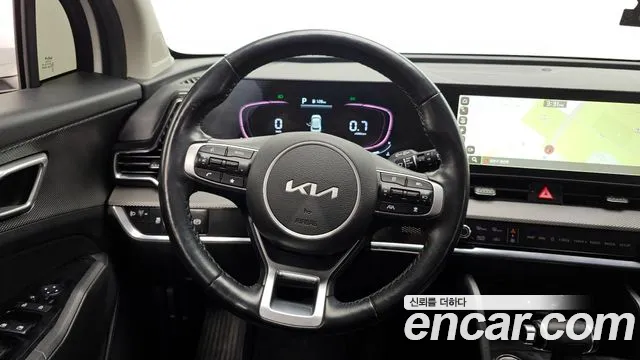 Kia Sportage 2022 — фото 13