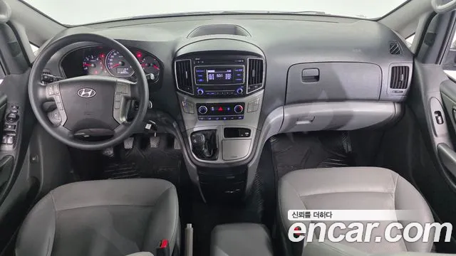 Hyundai Starex 2016 — фото 7