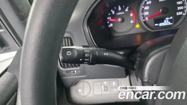 Hyundai Starex 2016 — фото 18