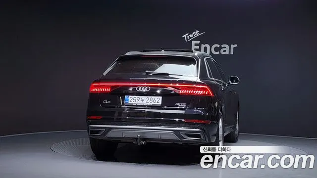Audi Q8 2021 — фото 4