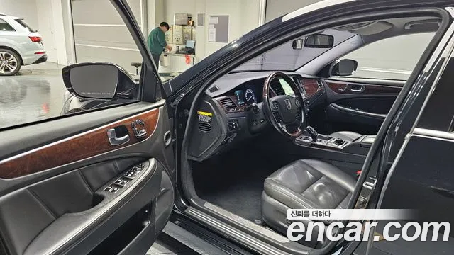 Hyundai Equus 2015 — фото 10