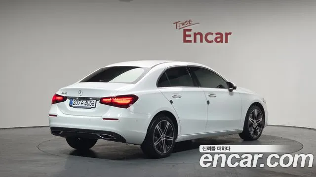 Mercedes-Benz A-Class 2024 — фото 1