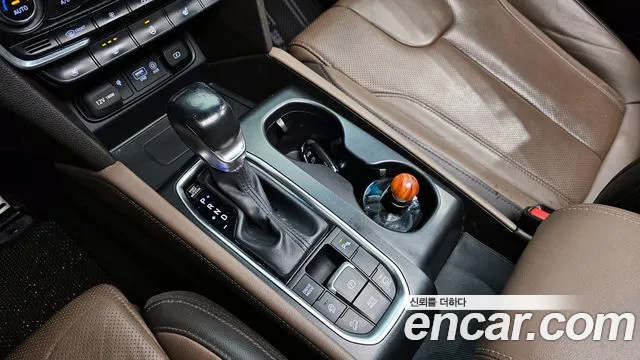 Hyundai Santafe 2019 — фото 9