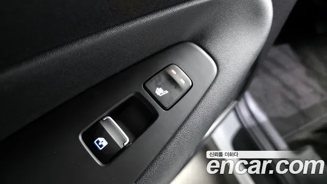 Hyundai Santafe 2022 — фото 18