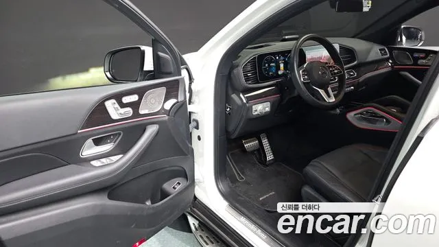 Mercedes-Benz GLE-Class 2023 — фото 11