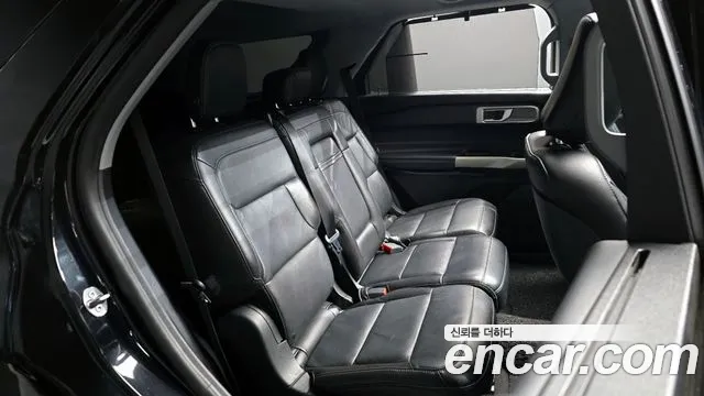 Ford Explorer 2020 — фото 13