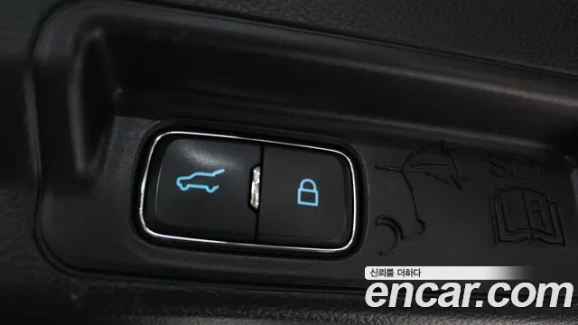 Ford Explorer 2020 — фото 20