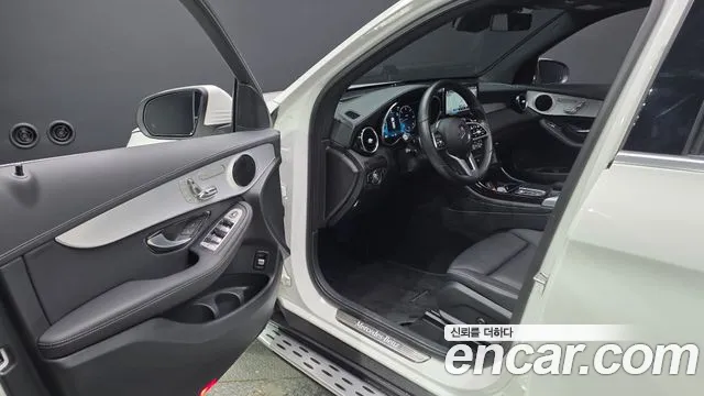 Mercedes-Benz GLC-Class 2022 — фото 10