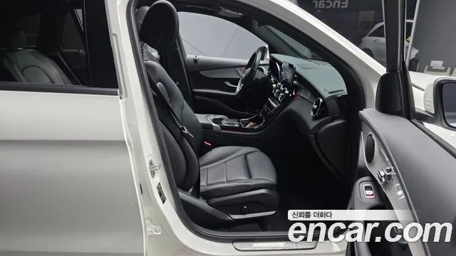 Mercedes-Benz GLC-Class 2022 — фото 11