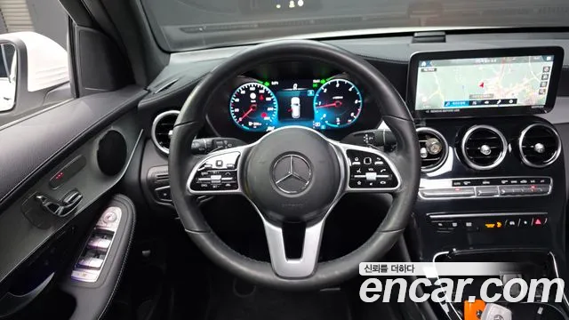 Mercedes-Benz GLC-Class 2022 — фото 13