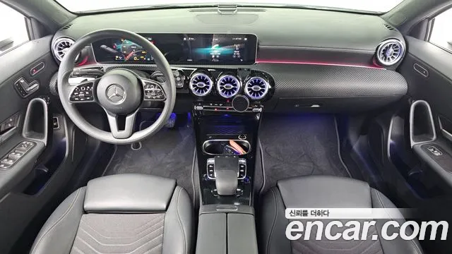 Mercedes-Benz A-Class 2020 — фото 7