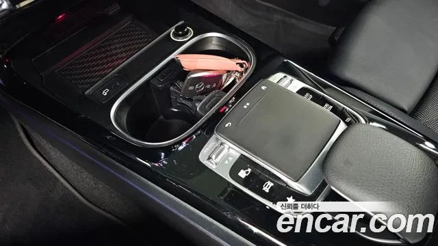 Mercedes-Benz A-Class 2020 — фото 17