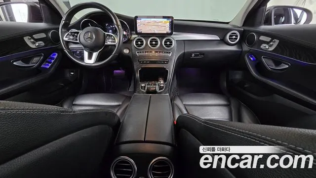 Mercedes-Benz C-Class 2019 — фото 7